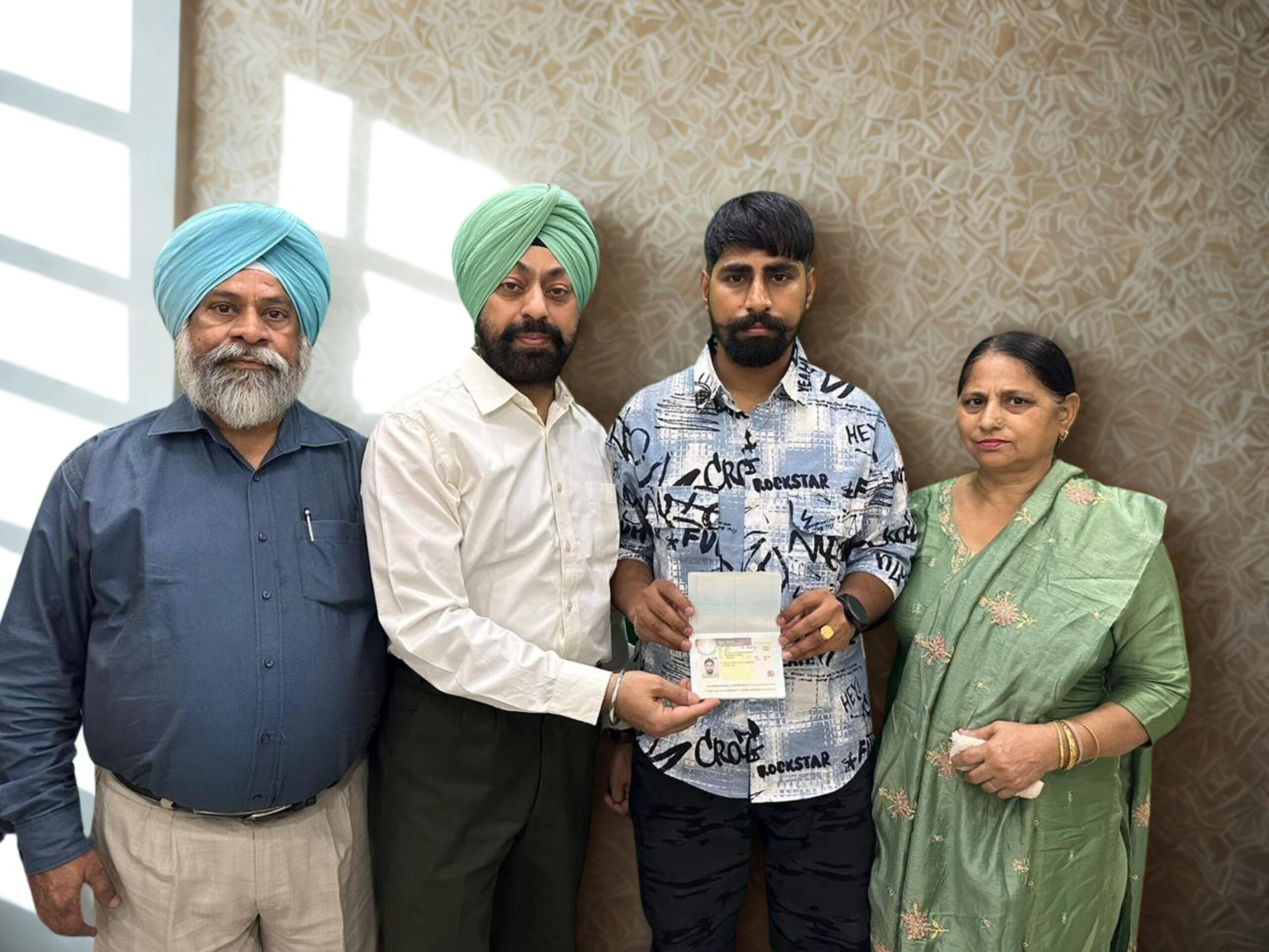 Image gallery marquee