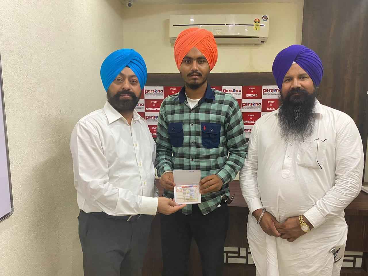 Image gallery marquee