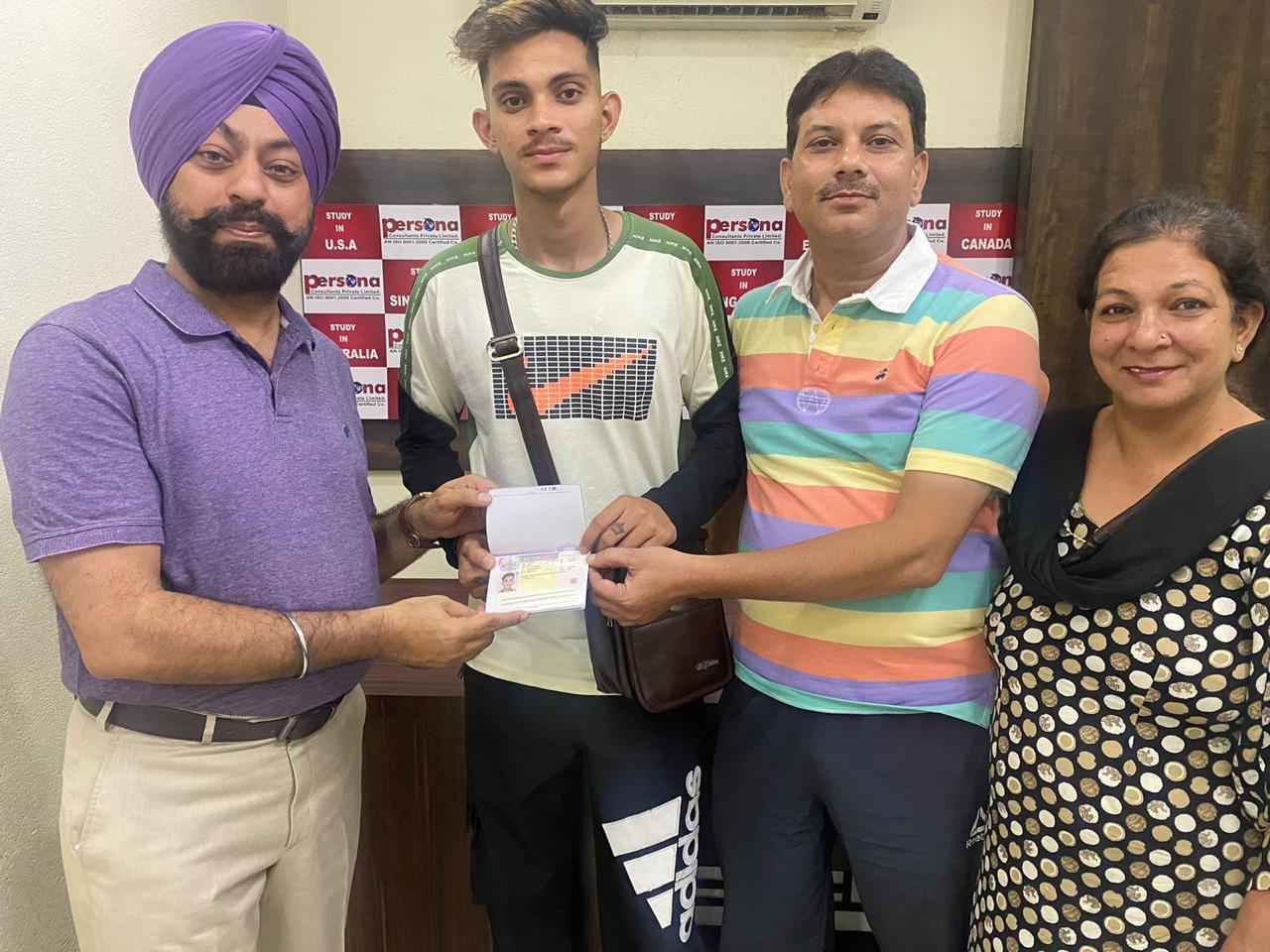 Image gallery marquee